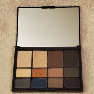 Eyeshadow Palette
